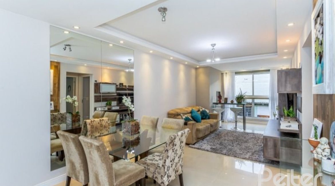 Apartamento à venda com 82m², 2 dormitórios, 1 suíte, 2 vagas, no bairro Ipanema em PORTO ALEGRE