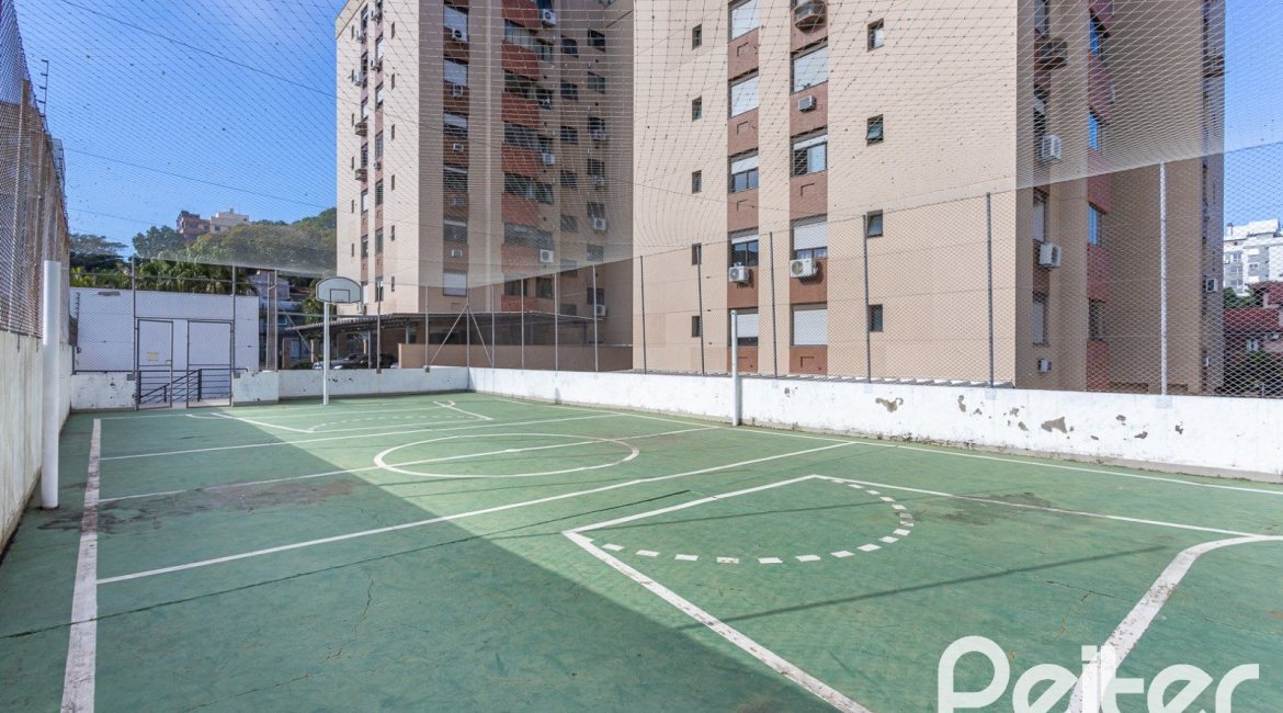 Apartamento à venda com 59m², 2 dormitórios, 1 vaga, no bairro Cristal em PORTO ALEGRE