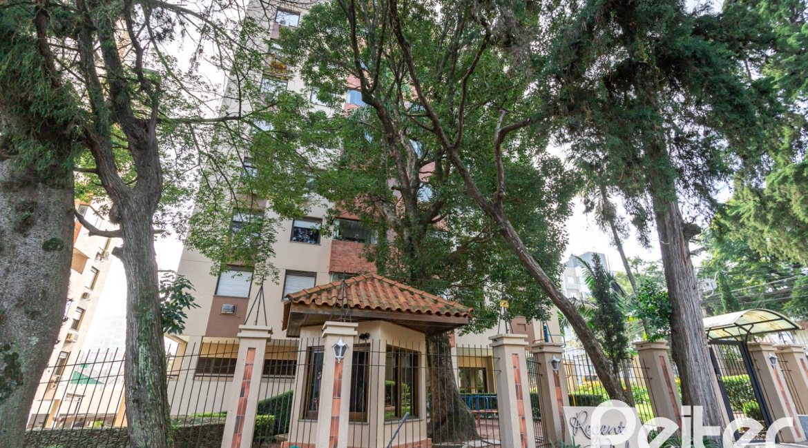 Apartamento à venda com 59m², 2 dormitórios, 1 vaga, no bairro Cristal em PORTO ALEGRE