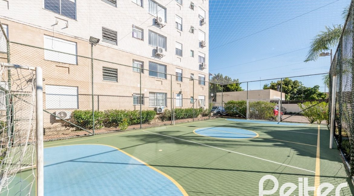 Apartamento à venda com 46m², 2 dormitórios, 1 vaga, no bairro Ipanema em PORTO ALEGRE