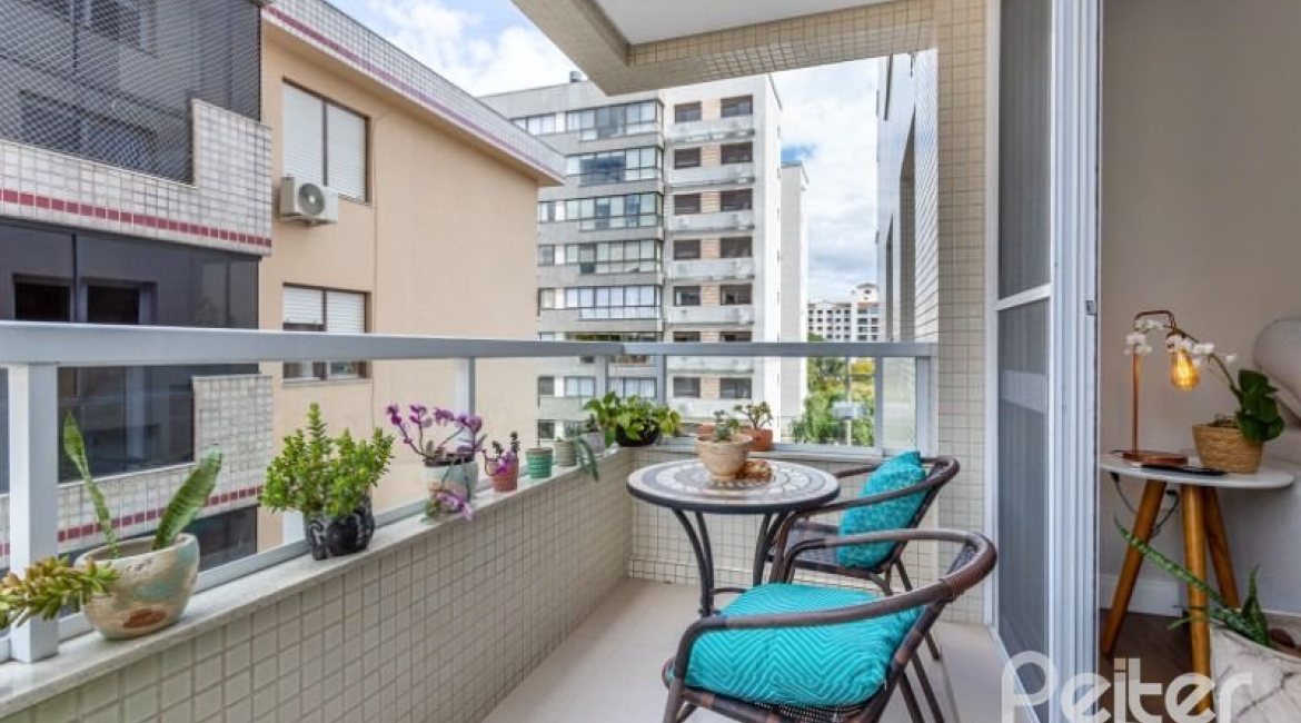 Apartamento à venda com 86m², 2 dormitórios, 2 suítes, 2 vagas, no bairro Tristeza em PORTO ALEGRE