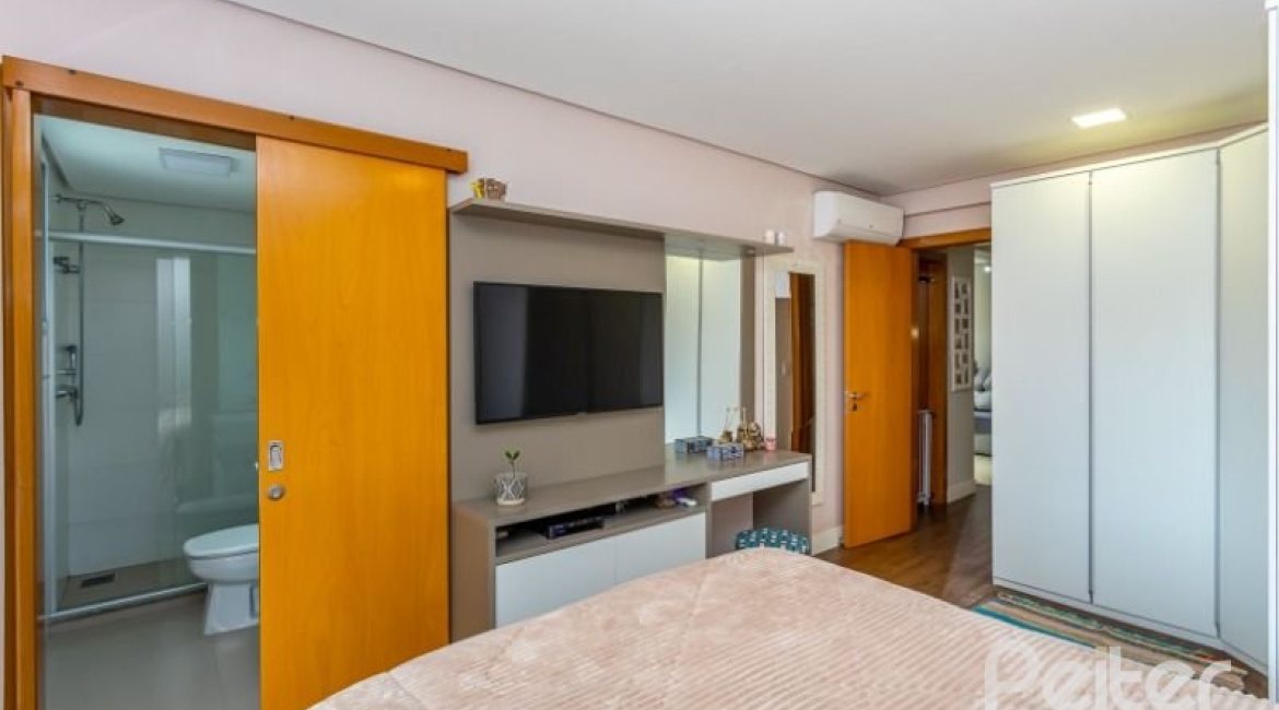 Apartamento à venda com 86m², 2 dormitórios, 2 suítes, 2 vagas, no bairro Tristeza em PORTO ALEGRE