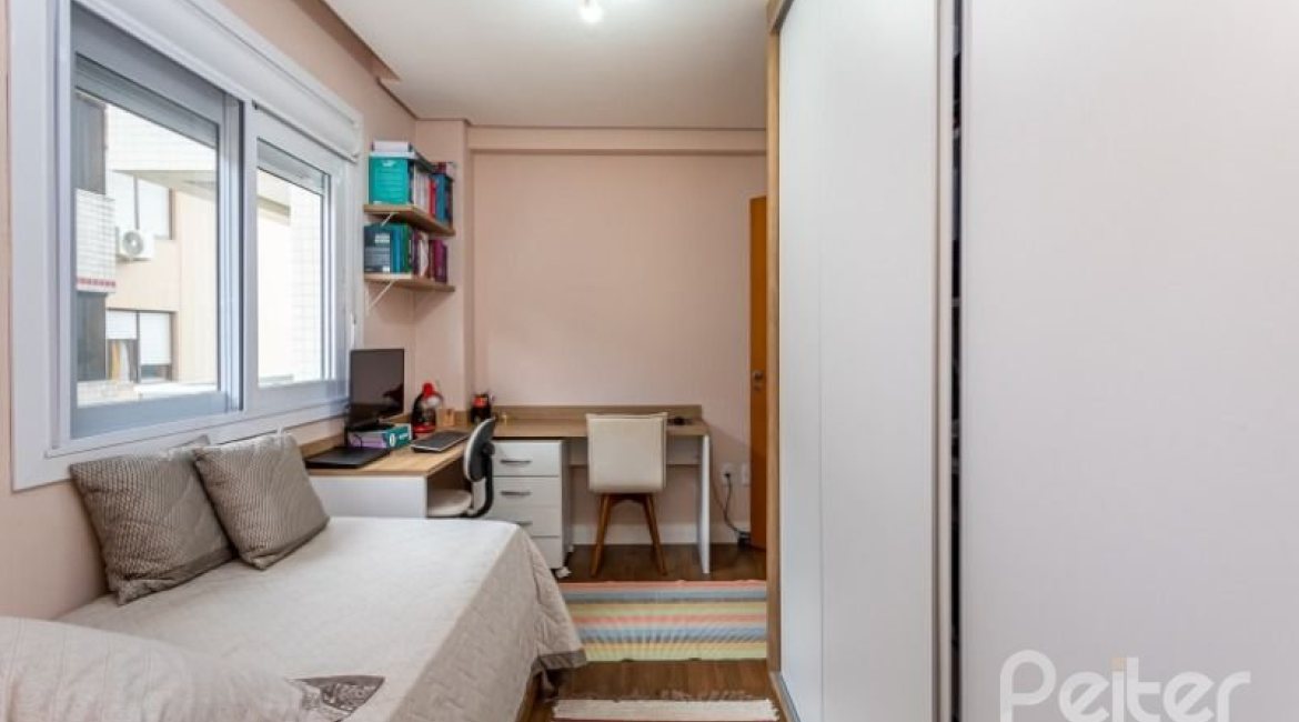 Apartamento à venda com 86m², 2 dormitórios, 2 suítes, 2 vagas, no bairro Tristeza em PORTO ALEGRE