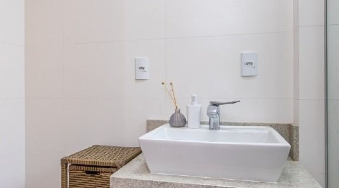 Apartamento à venda com 86m², 2 dormitórios, 2 suítes, 2 vagas, no bairro Tristeza em PORTO ALEGRE