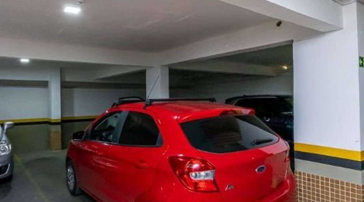 Apartamento à venda com 86m², 2 dormitórios, 2 suítes, 2 vagas, no bairro Tristeza em PORTO ALEGRE