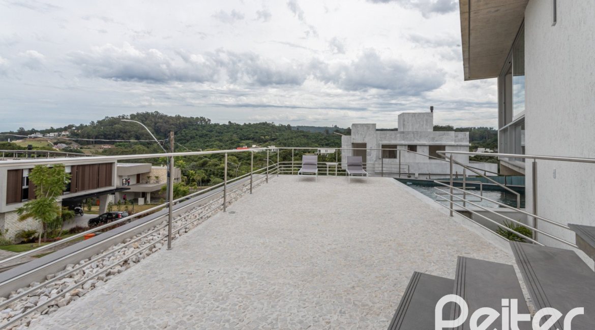 Casa em Condomínio à venda com 315m², 3 dormitórios, 3 suítes, 3 vagas, no bairro Alphaville em PORTO ALEGRE