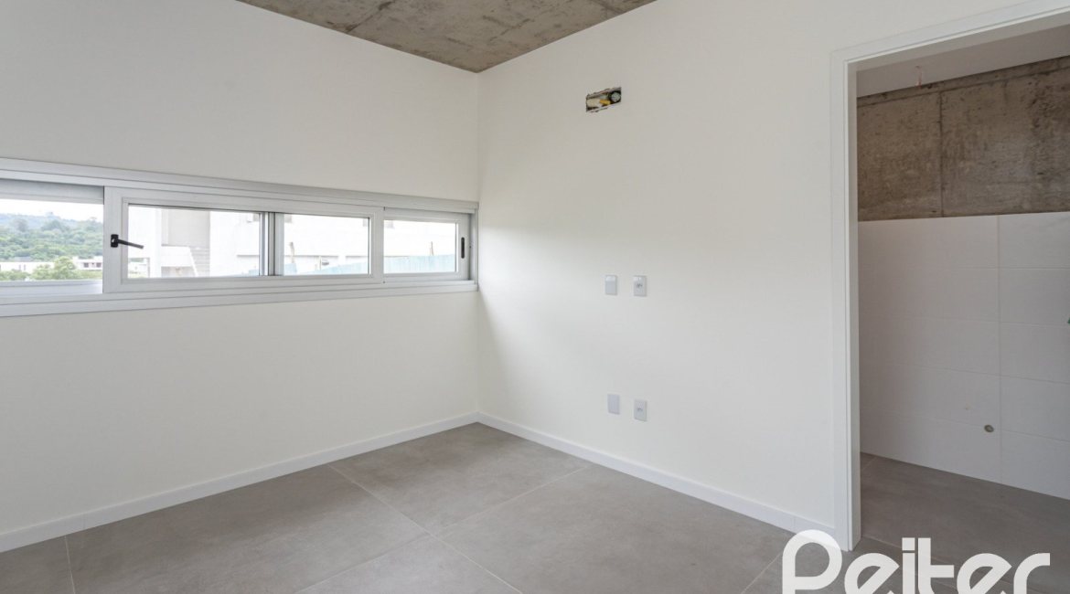 Casa em Condomínio à venda com 315m², 3 dormitórios, 3 suítes, 3 vagas, no bairro Alphaville em PORTO ALEGRE