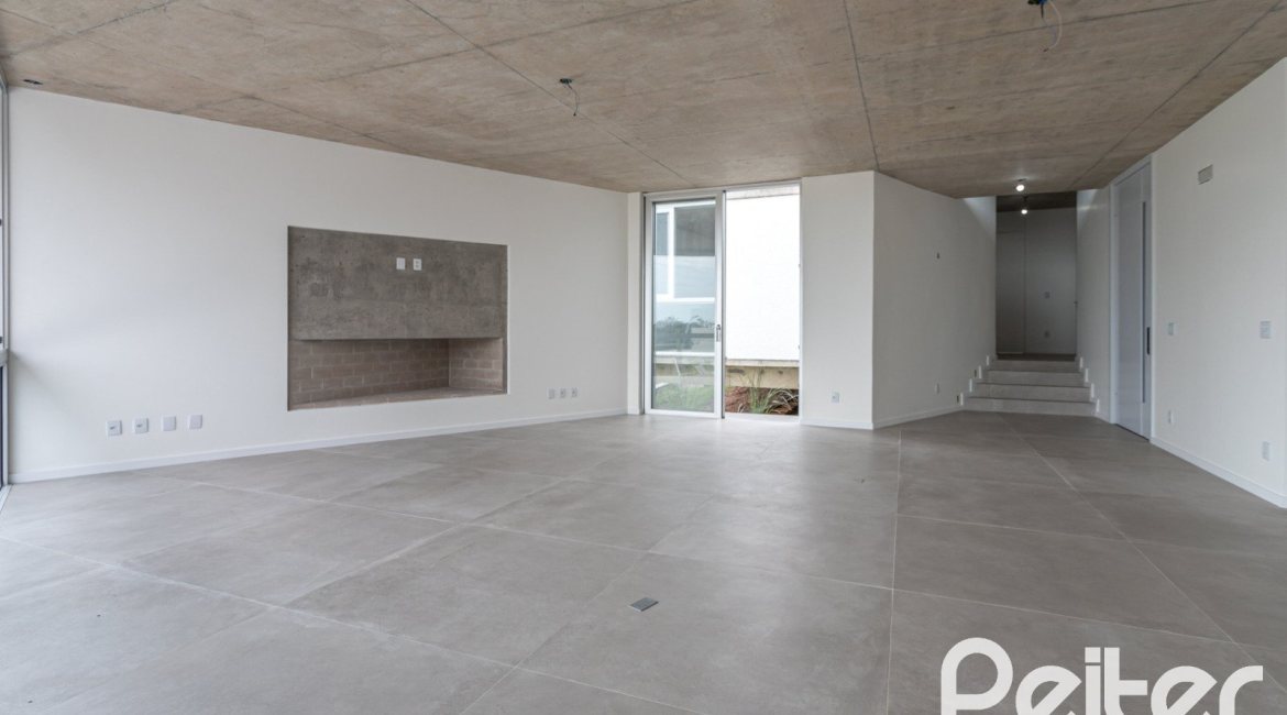 Casa em Condomínio à venda com 315m², 3 dormitórios, 3 suítes, 3 vagas, no bairro Alphaville em PORTO ALEGRE