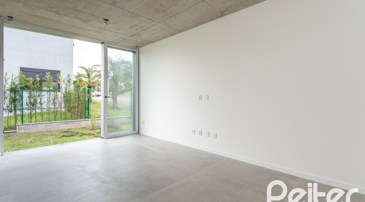 Casa em Condomínio à venda com 315m², 3 dormitórios, 3 suítes, 3 vagas, no bairro Alphaville em PORTO ALEGRE