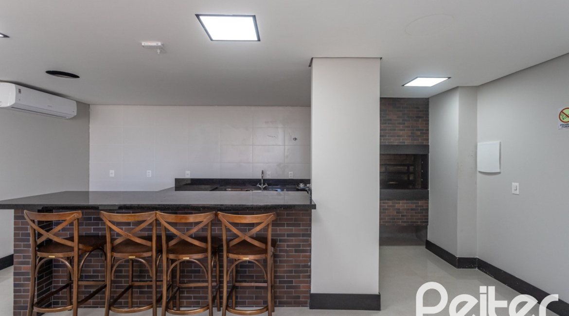 Apartamento à venda com 112m², 3 dormitórios, 3 suítes, 2 vagas, no bairro Cristal em Porto Alegre