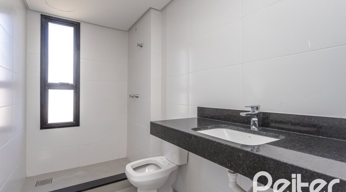Apartamento à venda com 112m², 3 dormitórios, 3 suítes, 2 vagas, no bairro Cristal em Porto Alegre