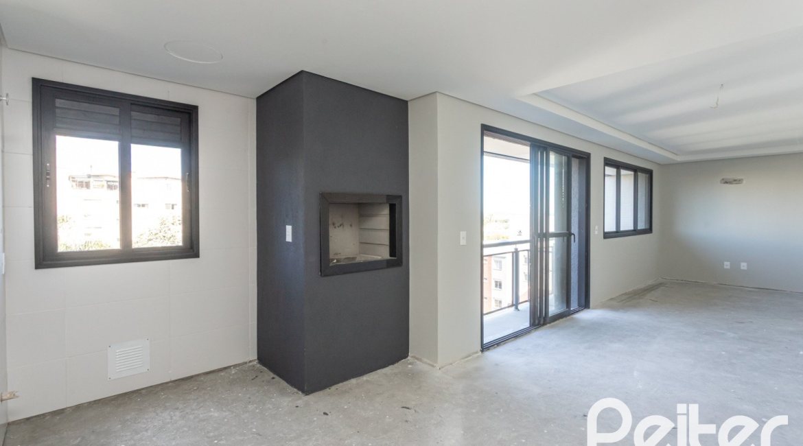 Apartamento Garden à venda com 199m², 3 dormitórios, 3 suítes, 2 vagas, no bairro Cristal em Porto Alegre