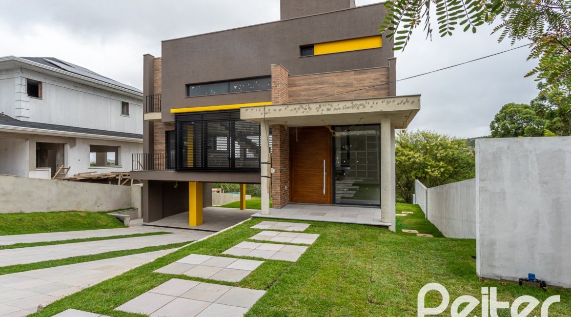 Casa em Condomínio à venda com 279m², 3 dormitórios, 3 suítes, 4 vagas, no bairro Alphaville em PORTO ALEGRE