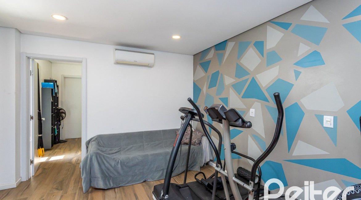 Casa em Condomínio à venda com 418m², 3 dormitórios, 3 suítes, 6 vagas, no bairro Terra Ville em PORTO ALEGRE