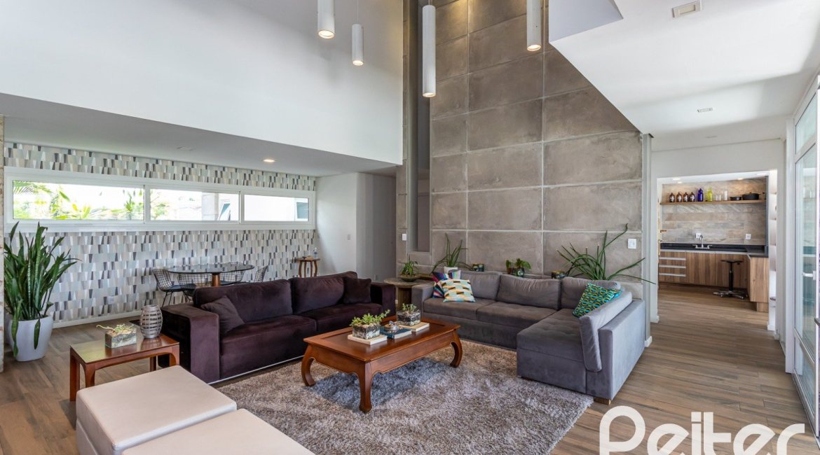 Casa em Condomínio à venda com 418m², 3 dormitórios, 3 suítes, 6 vagas, no bairro Terra Ville em PORTO ALEGRE