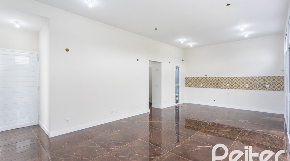 Casa em Condomínio à venda com 153m², 3 dormitórios, 3 suítes, 3 vagas, no bairro Mountain Ville em PORTO ALEGRE