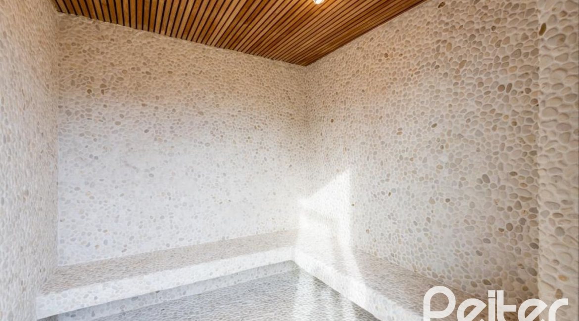 Casa em Condomínio à venda com 550m², 5 dormitórios, 4 suítes, 4 vagas, no bairro Terra Ville em PORTO ALEGRE