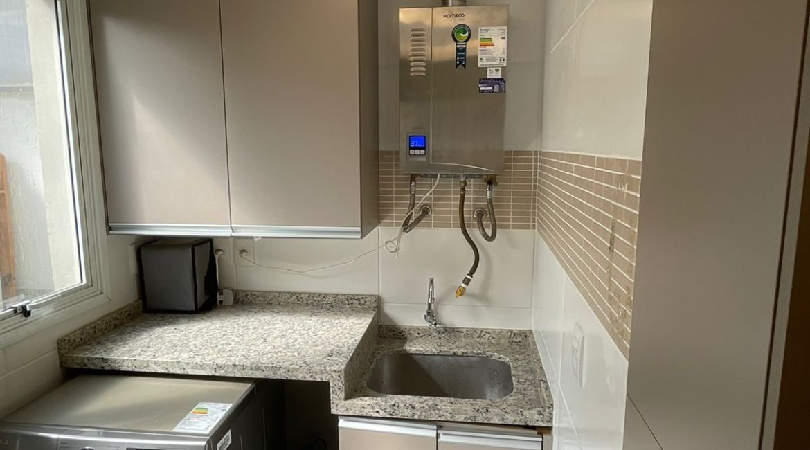 Casa em Condomínio à venda com 132m², 2 dormitórios, 1 suíte, 1 vaga, no bairro Hípica em Porto Alegre