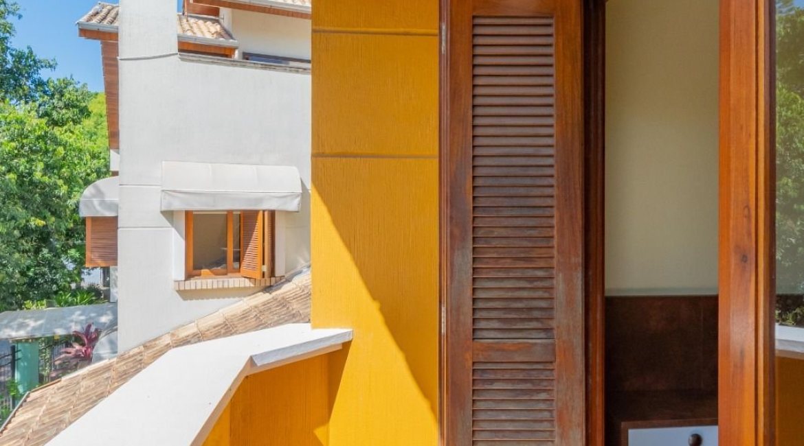  à venda, no bairro  em 