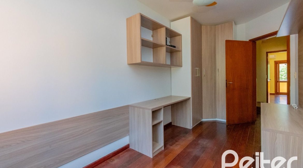  à venda, no bairro  em 