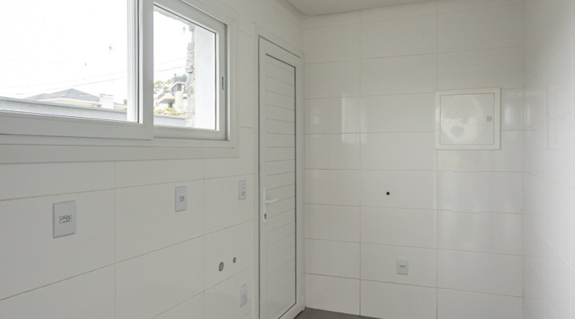 Casa em Condomínio à venda com 286m², 3 dormitórios, 3 suítes, 4 vagas, no bairro Alphaville em PORTO ALEGRE