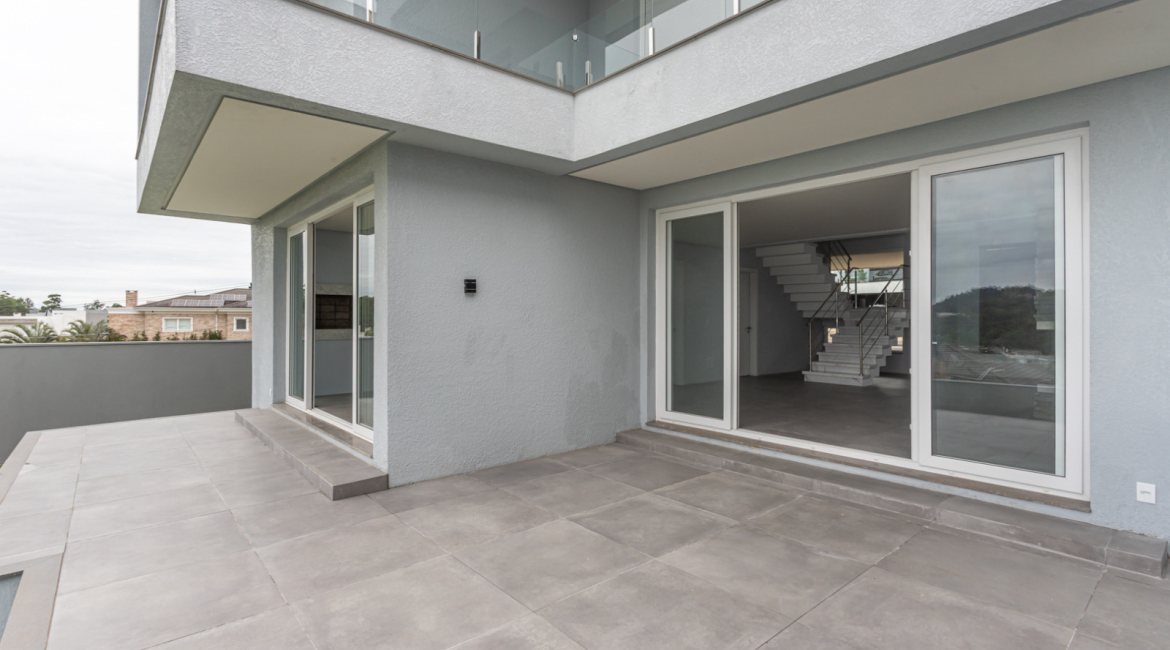 Casa em Condomínio à venda com 286m², 3 dormitórios, 3 suítes, 4 vagas, no bairro Alphaville em PORTO ALEGRE
