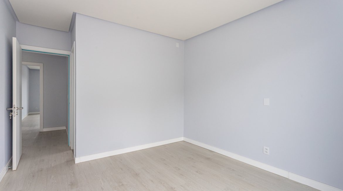 Casa em Condomínio à venda com 286m², 3 dormitórios, 3 suítes, 4 vagas, no bairro Alphaville em PORTO ALEGRE