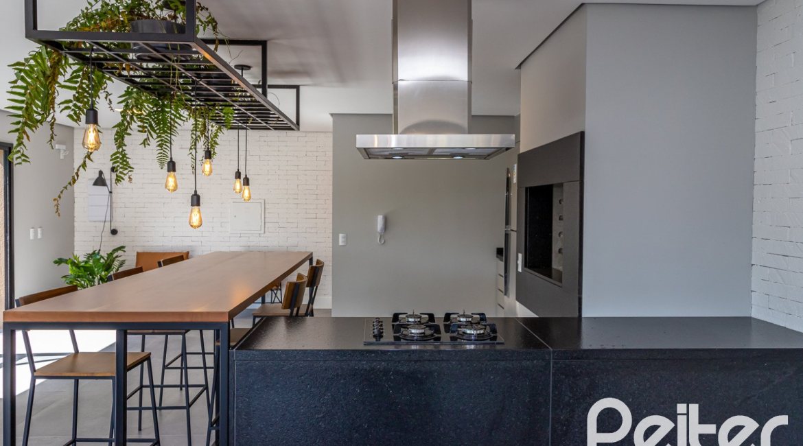 Apartamento à venda com 108m², 3 dormitórios, 1 suíte, 2 vagas, no bairro Tristeza em PORTO ALEGRE