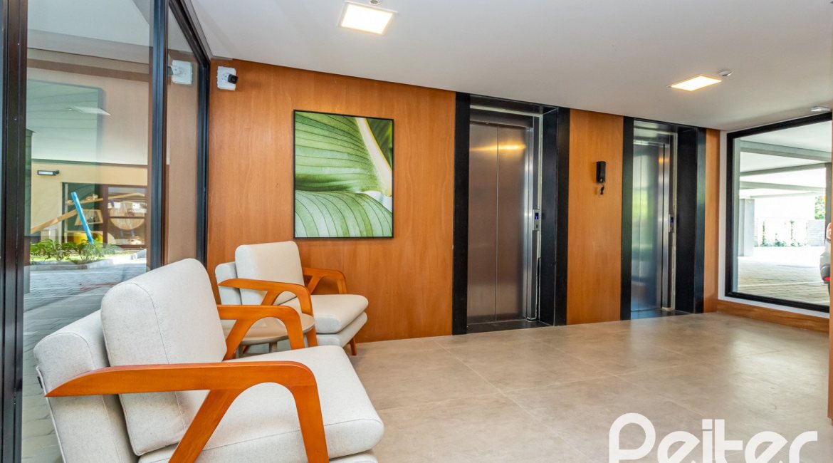 Apartamento à venda com 108m², 3 dormitórios, 1 suíte, 2 vagas, no bairro Tristeza em PORTO ALEGRE