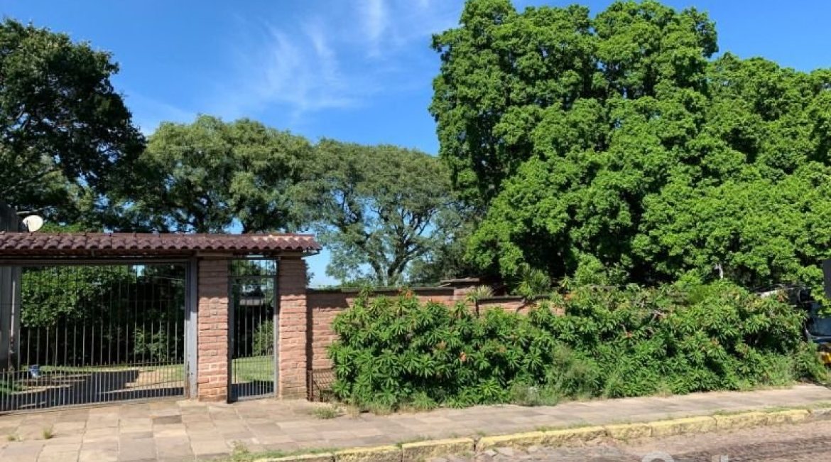 Terreno à venda com 2115m², no bairro Espírito Santo em Porto Alegre