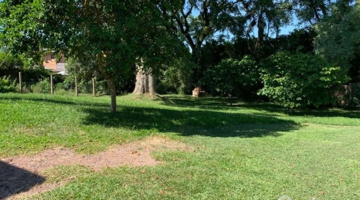 Terreno à venda com 2115m², no bairro Espírito Santo em Porto Alegre