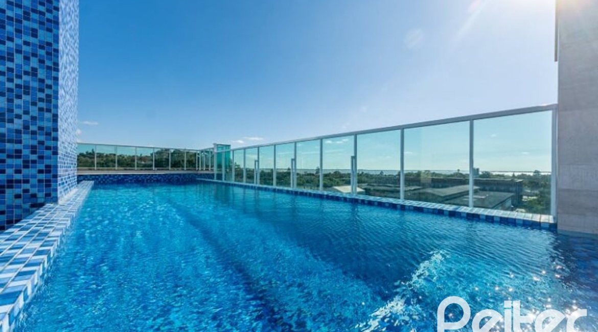 Apartamento à venda com 40m², 1 dormitório, 1 vaga, no bairro Cristal em PORTO ALEGRE