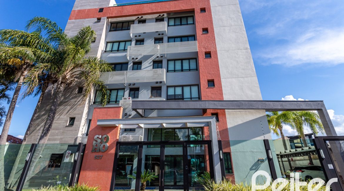 Apartamento à venda com 40m², 1 dormitório, 1 suíte, 1 vaga, no bairro Cristal em PORTO ALEGRE
