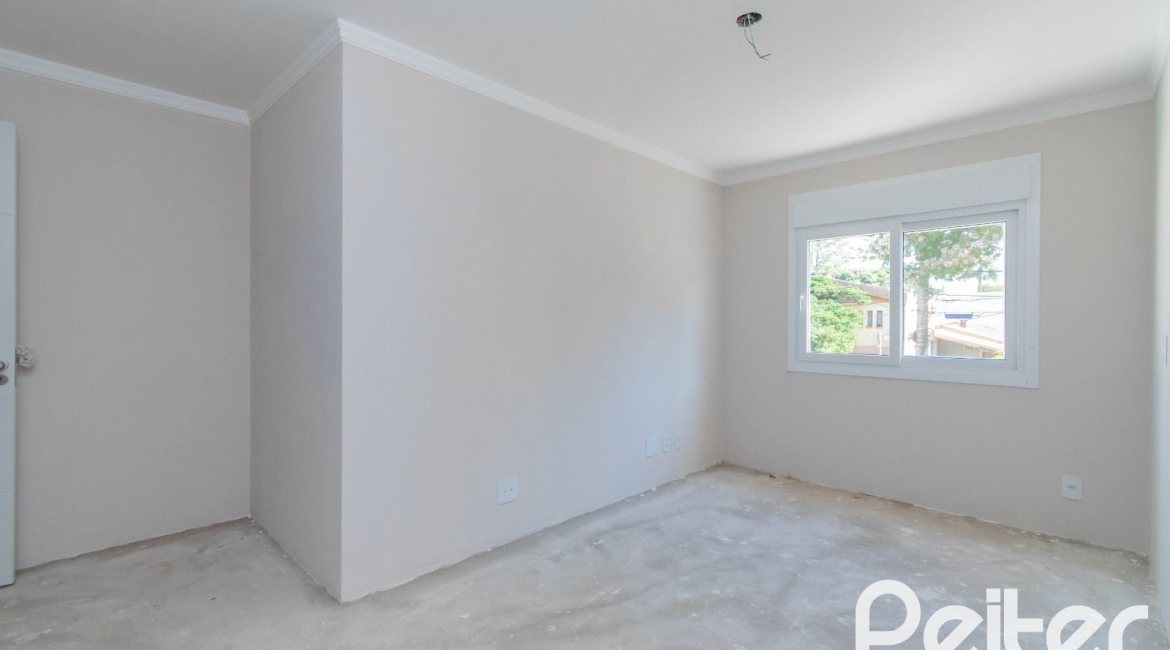 Casa em Condomínio à venda com 293m², 3 dormitórios, 3 suítes, 3 vagas, no bairro Tristeza em Porto Alegre