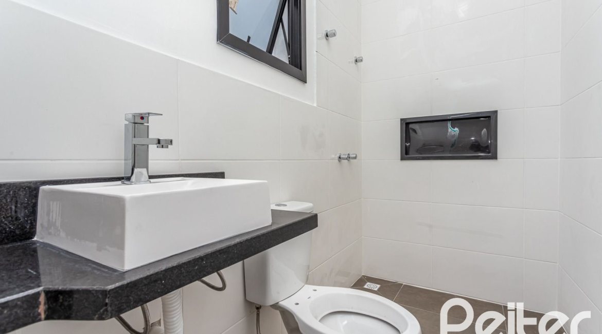 Casa em Condomínio à venda com 98m², 3 dormitórios, 1 suíte, 2 vagas, no bairro Hípica em Porto Alegre