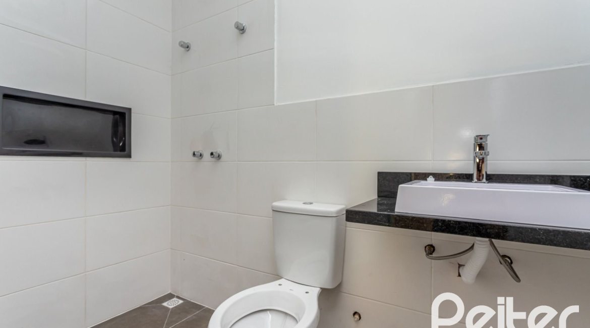 Casa em Condomínio à venda com 98m², 3 dormitórios, 1 suíte, 2 vagas, no bairro Hípica em Porto Alegre