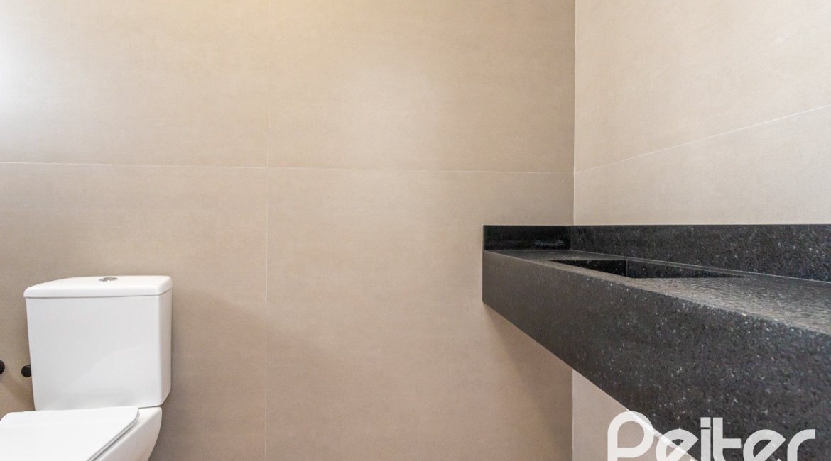 Casa em Condomínio à venda com 270m², 3 dormitórios, 3 suítes, 3 vagas, no bairro Alphaville em PORTO ALEGRE