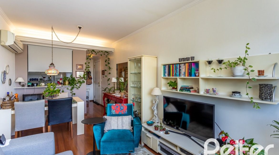 Apartamento à venda com 79m², 3 dormitórios, no bairro Cristal em Porto Alegre