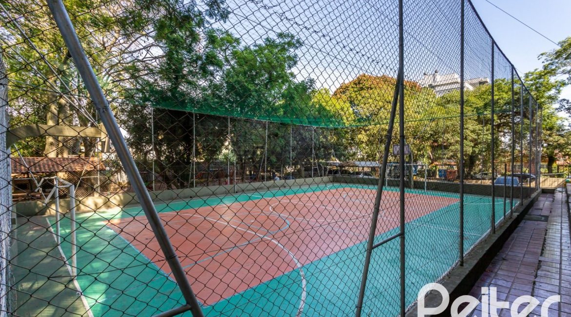 Apartamento à venda com 79m², 3 dormitórios, no bairro Cristal em Porto Alegre