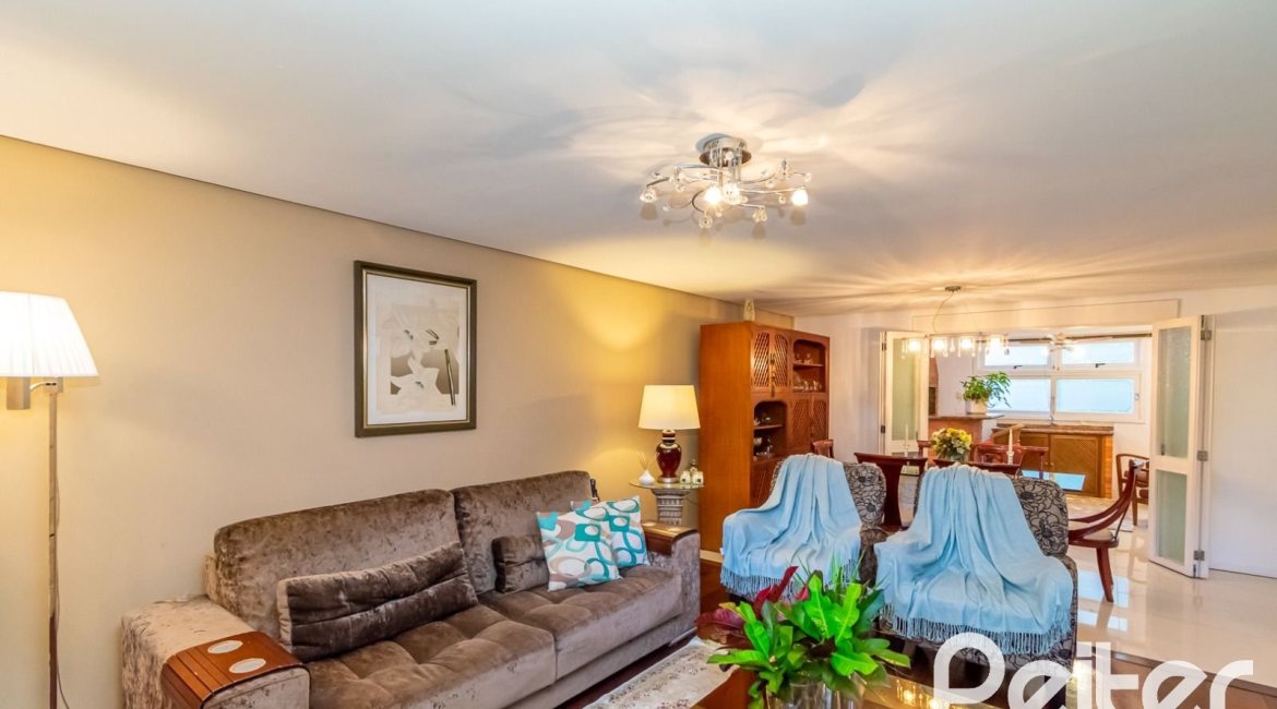 Casa em Condomínio à venda com 160m², 3 dormitórios, 1 suíte, 2 vagas, no bairro Tristeza em PORTO ALEGRE