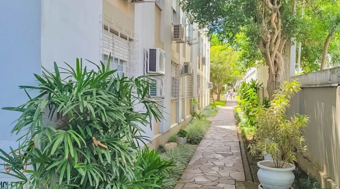 Apartamento à venda com 76m², 3 dormitórios, 1 vaga, no bairro Cristal em Porto Alegre