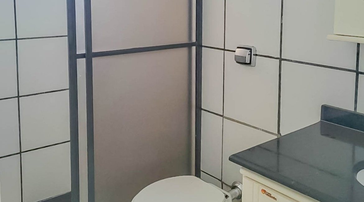 Apartamento à venda com 76m², 3 dormitórios, 1 vaga, no bairro Cristal em Porto Alegre