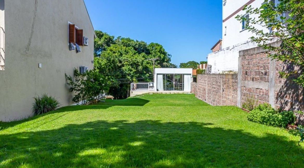 Terreno em condomínio à venda com 462m², no bairro Espírito Santo em Porto Alegre