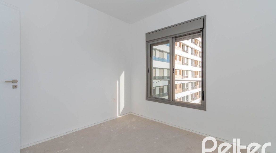 Apartamento à venda com 149m², 3 dormitórios, 3 suítes, 2 vagas, no bairro Tristeza em Porto Alegre