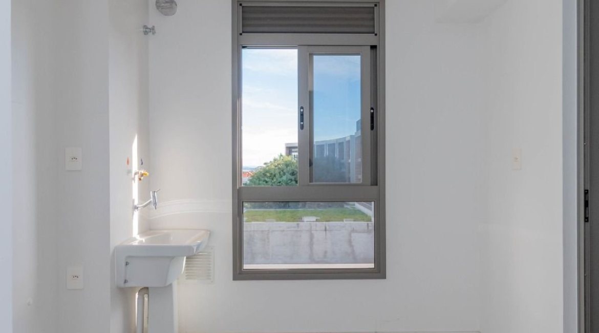 Apartamento à venda com 149m², 3 dormitórios, 3 suítes, 2 vagas, no bairro Tristeza em Porto Alegre