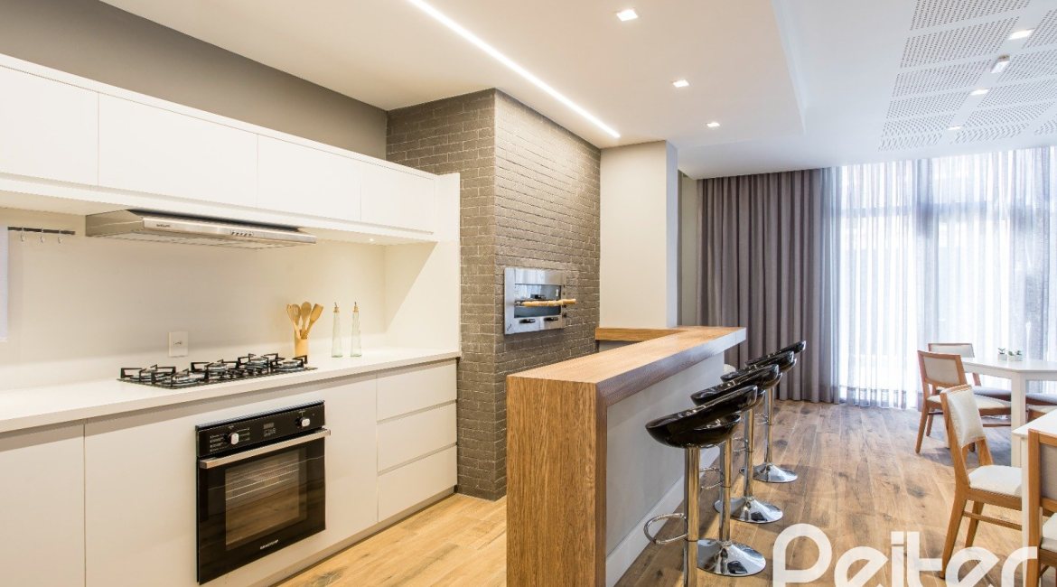 Apartamento à venda com 149m², 3 dormitórios, 3 suítes, 2 vagas, no bairro Tristeza em Porto Alegre