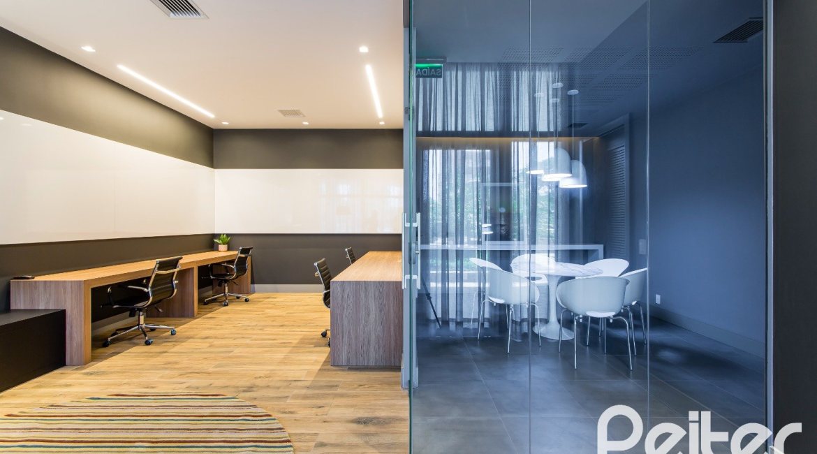 Apartamento à venda com 149m², 3 dormitórios, 3 suítes, 2 vagas, no bairro Tristeza em Porto Alegre