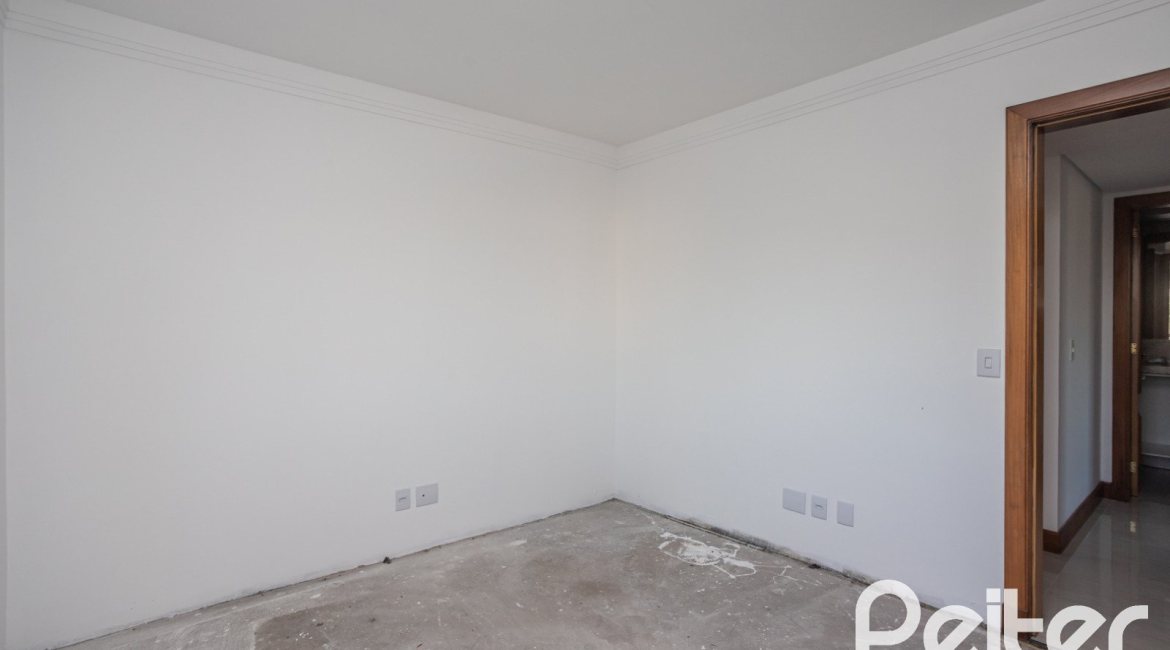 Apartamento à venda com 134m², 3 dormitórios, 1 suíte, 2 vagas, no bairro Tristeza em PORTO ALEGRE