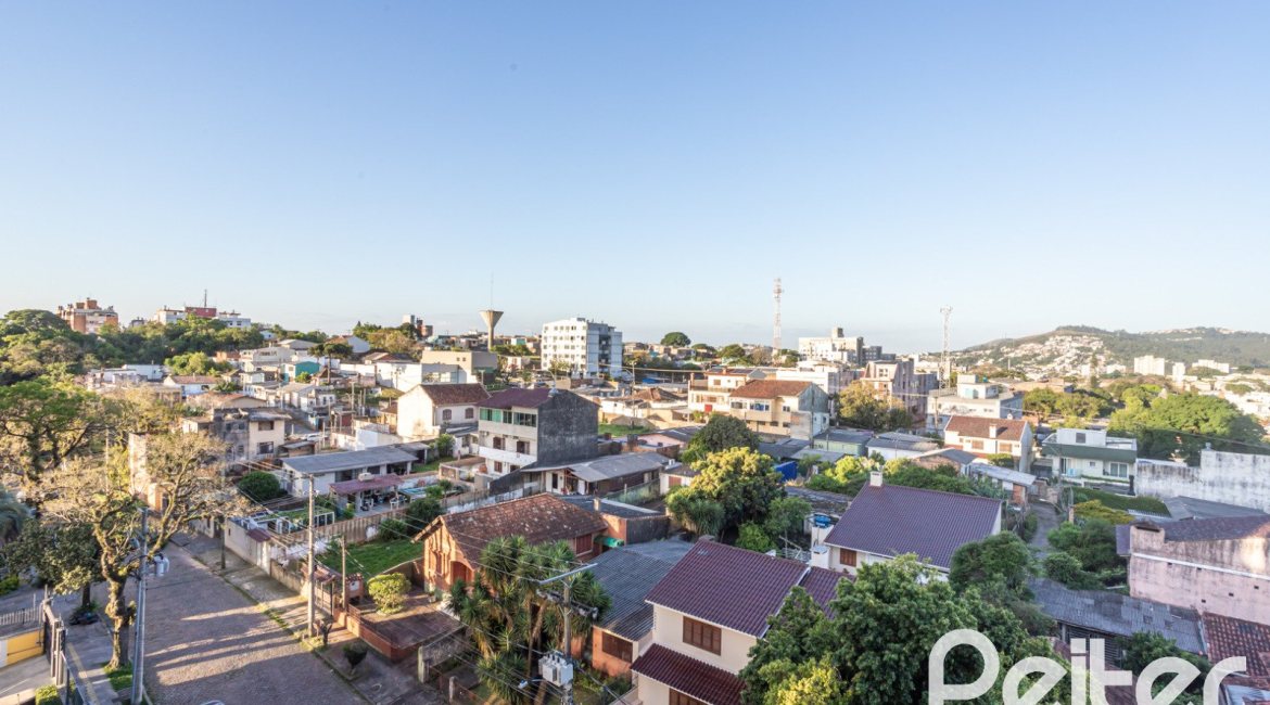 Apartamento à venda com 134m², 3 dormitórios, 1 suíte, 2 vagas, no bairro Tristeza em PORTO ALEGRE