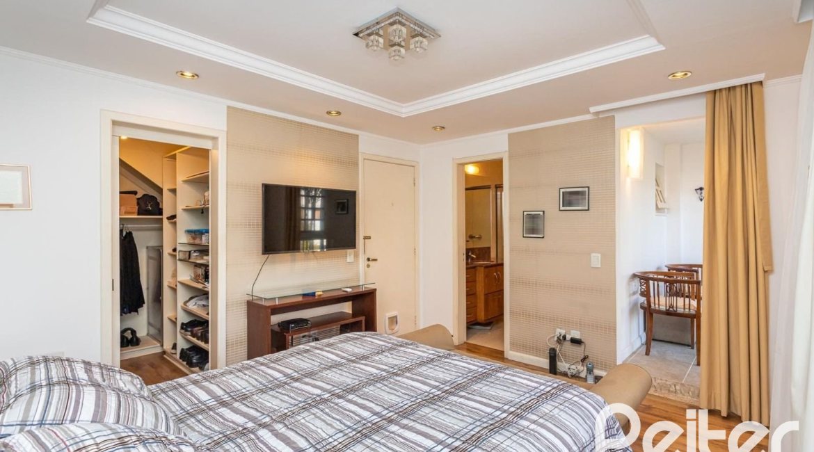 Casa em Condomínio à venda com 176m², 4 dormitórios, 2 suítes, 3 vagas, no bairro Ipanema em Porto Alegre